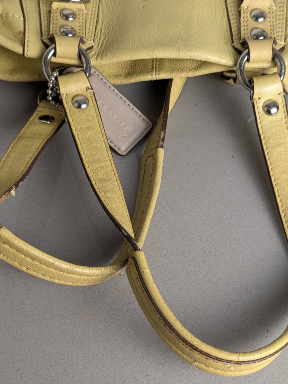 Women's Coach Ashley Carryall Purse Yellow Leather - Picture 15 of 15